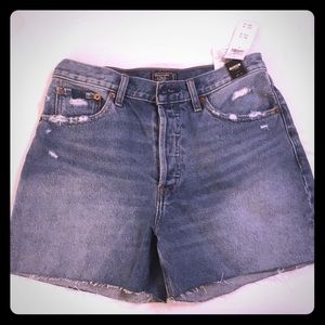Abercrombie & Fitch cut off jean shorts NWT